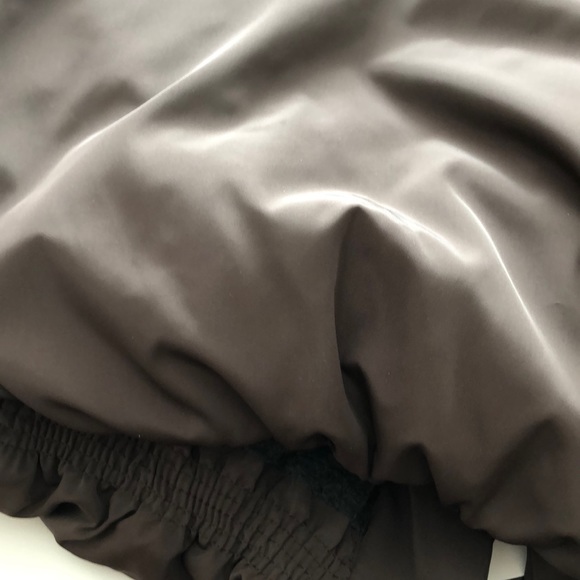 Gap Puffy Vest - Picture 6 of 8